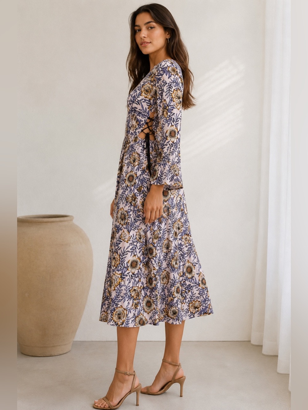 Alythea floral midi dress side lace up cut out detail medium
Style No. AD4551BP